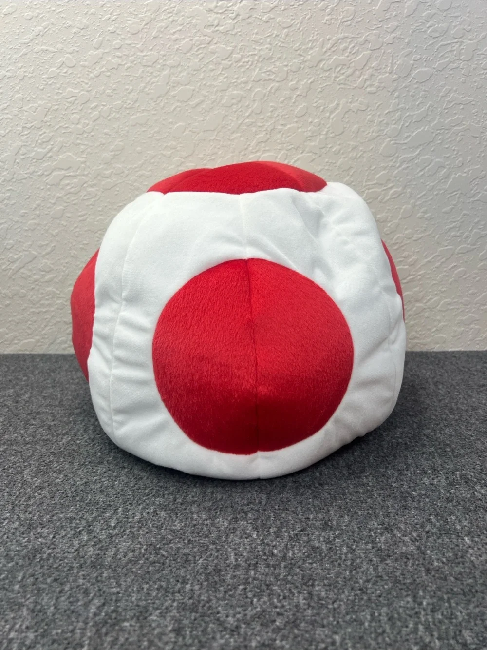 Universal Studios - Super Nintendo Mario World Toad Hat Plush Cosplay Mushroom